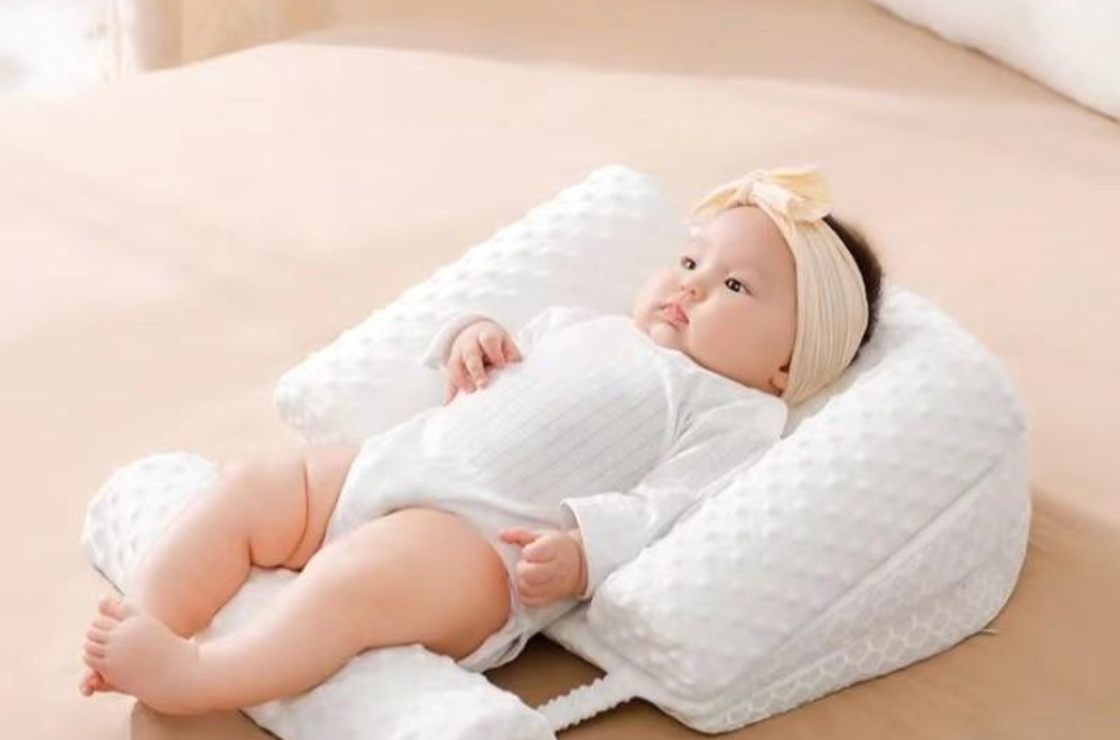 Coussin pour bébé : Quand peut-il utiliser un coussin ?